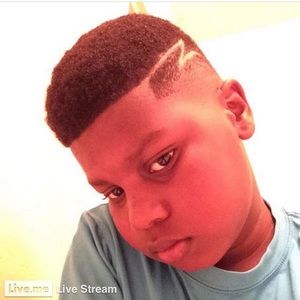 Meet your Posher, Deandre